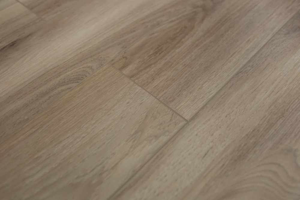 Замковая ПВХ плитка "Art Tile" Клён Фог (1220*152*5 мм) — купить в Саратове