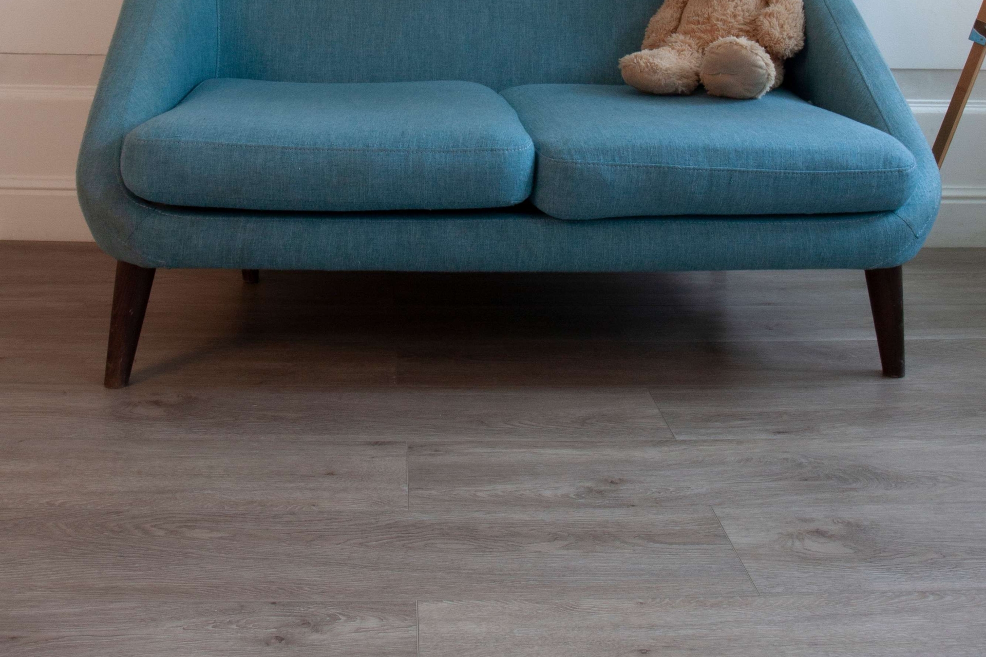 SPC ламинат «Damy Floor» Дуб Горный (1220*180*4 мм) — купить в Саратове